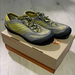 Merrell Yellow and Gray Athletic Shoes